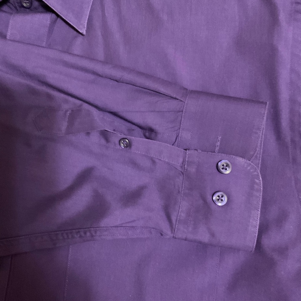 Marquise Men's Purple Dress Shirt - Picture 3 of 3